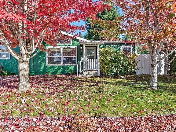 5th image of 4336 Lakeview Ct SE