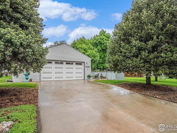 3rd image of 2409 Flora Dr