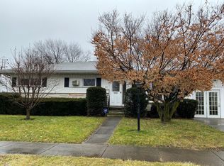 133 Woodward St, Wilkes Barre, PA 18705