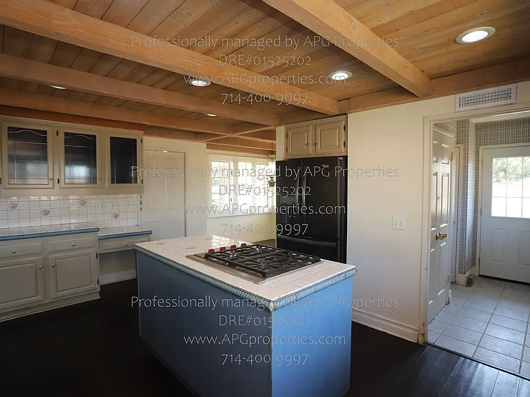 460 S Bridge View Dr — Photo 9