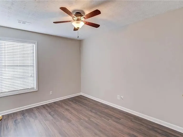 3431 Avensong Village Cir — Photo 9