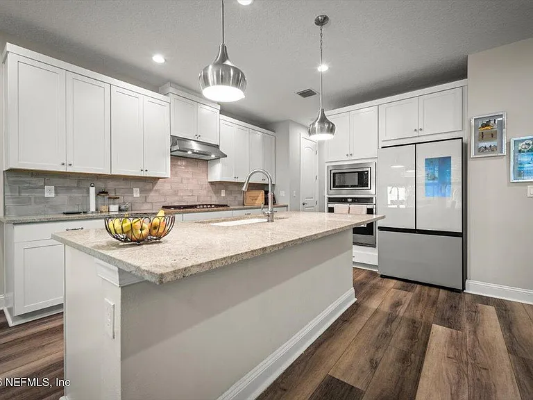 11358 Newtonian Blvd — Photo 11