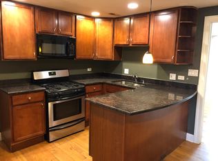 6511 N Oakley Ave APT 1, Chicago, IL 60645