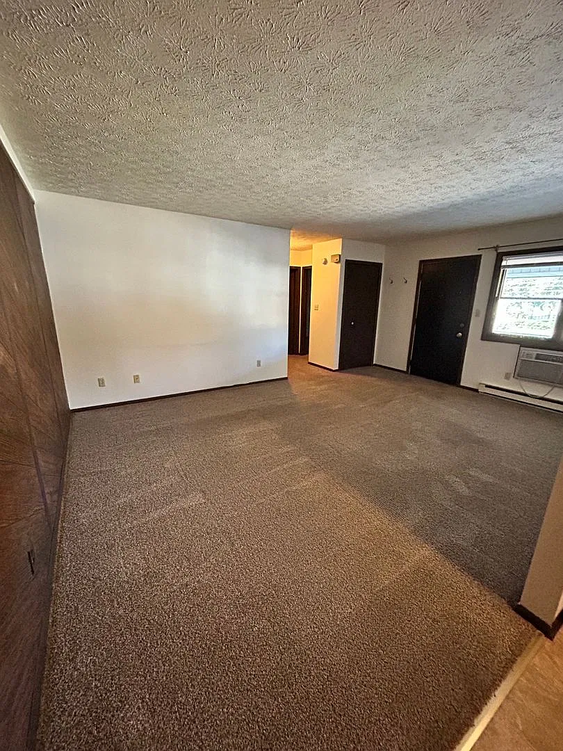 Two bedroom apartment — Photo 4
