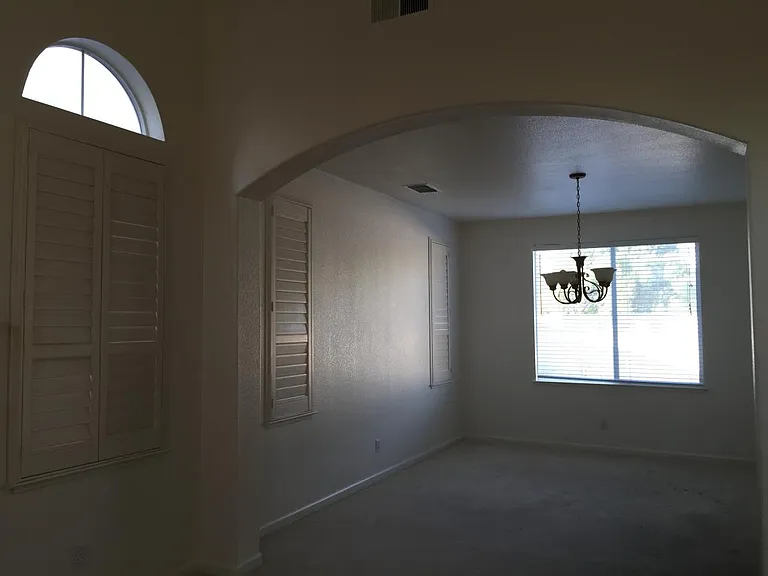 2419 Kaiser Way — Photo 9