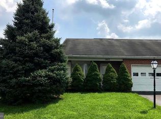 18015 Par Three Dr, Hagerstown, MD 21740