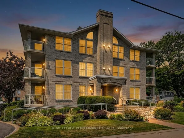 301 Water St W #104, Cornwall, ON K6J 1A5