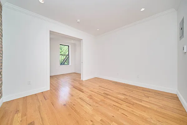 Rented by Living New York | media 16