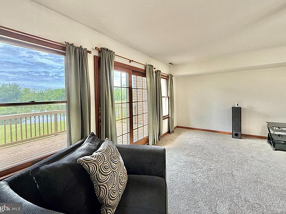 5th image of 413 Bianca Cir #126