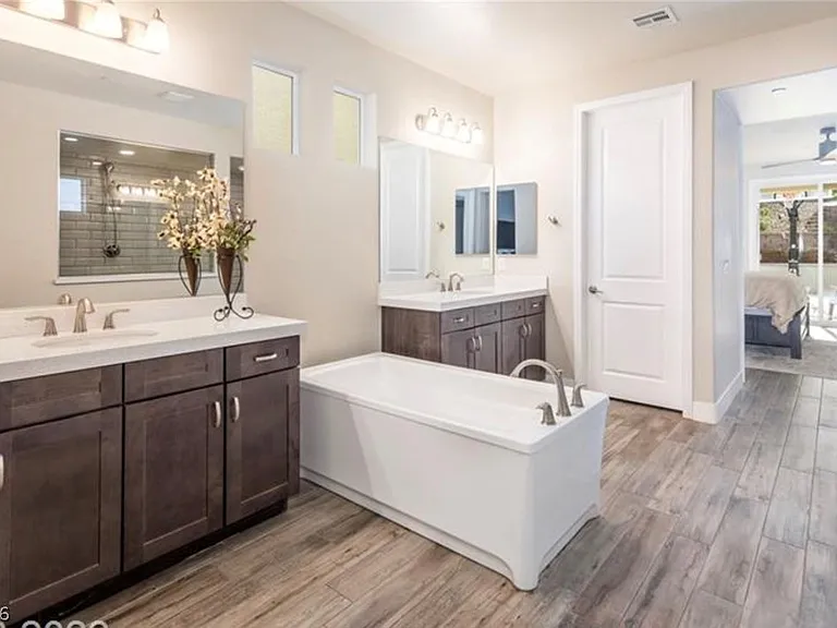 4631 Amazing View St — Photo 15