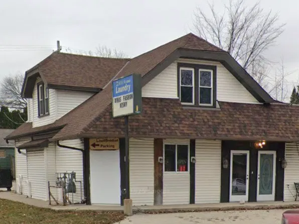 4101 W Howard Ave, Milwaukee, WI 53221