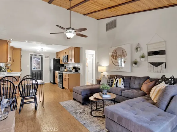 42792 Conifer Dr, Big Bear Lake, CA 92315