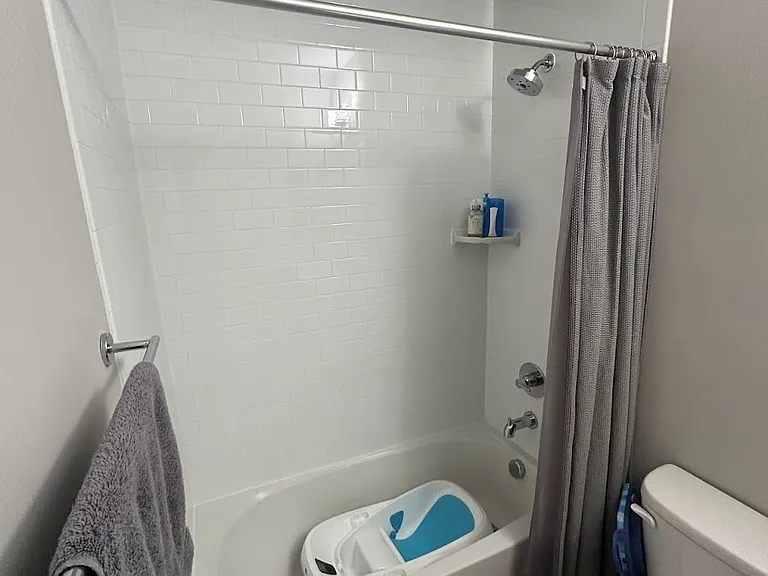 14566 Lake Vista Dr — Photo 48