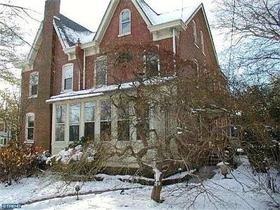 1st image of 2602 W 17th St