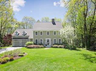 10 Lockwood Dr, Kennebunk, ME 04043