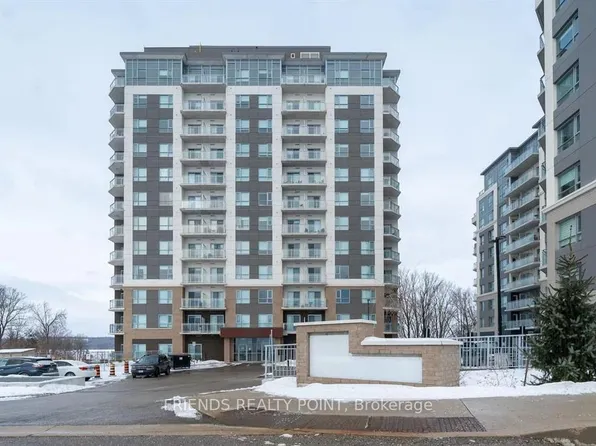 56 Lakeside Ter, Barrie, ON