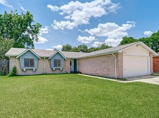 10406 Rancho Bernardo Ln, Sugar Land, TX 77498