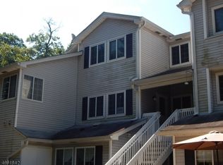 16 Parkside Rd, Bedminster, NJ 07921