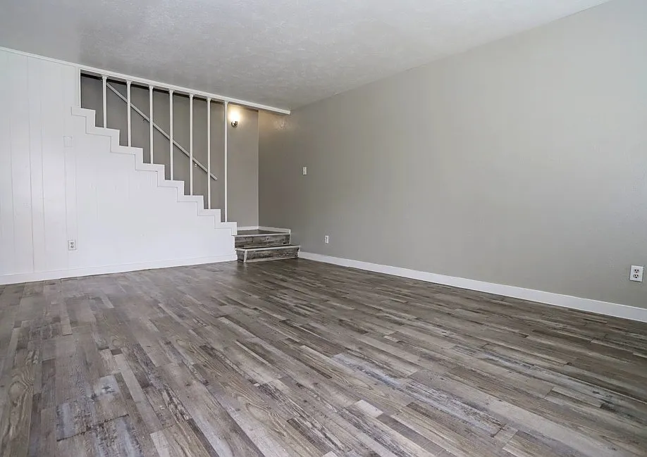 Vista Montana Apartments — Photo 4