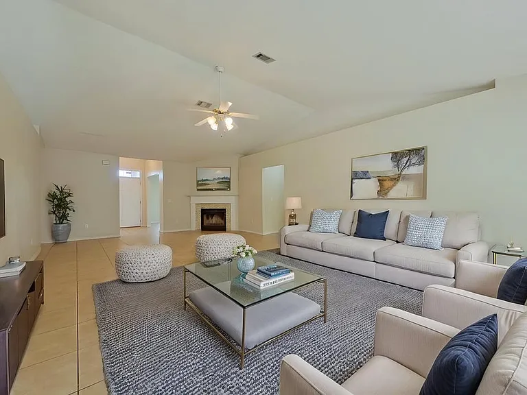 143 Steeplechase Dr — Photo 5