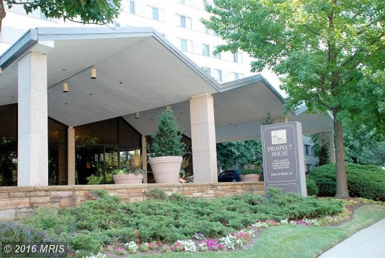 1st image of 1200 N Nash St APT 501