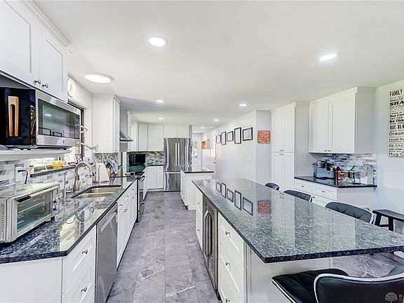 2nd image of 9077 Woodstream Ln