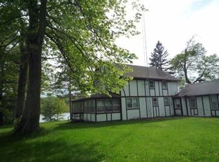 N1326 Island Parking Rd, Sarona, WI 54870