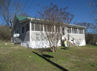 1935 Chicken Rd, Lebanon, TN 37090