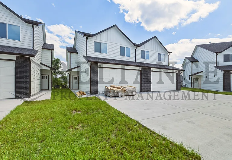 7510 E 36th St N #100 — Photo 3