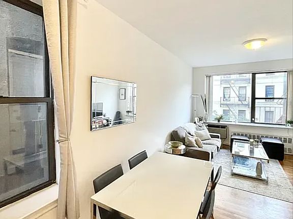 4th image of 500 1/2 E 84th St APT 4B