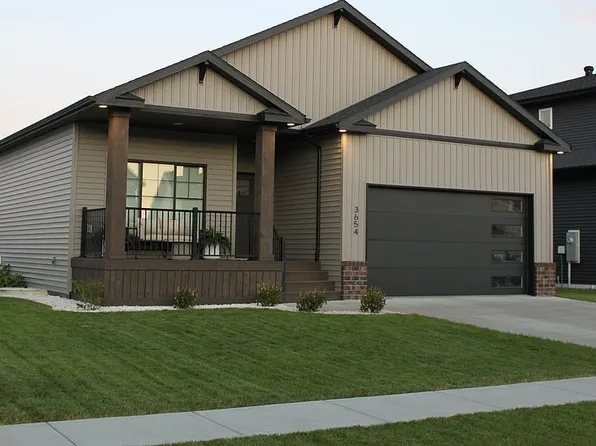 3654 56th St S, Fargo, ND 58104