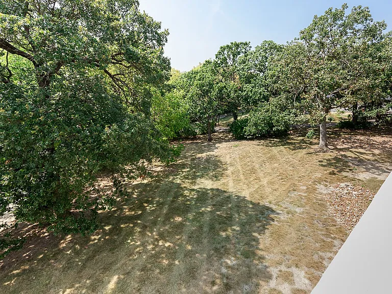 5870 Park St #9 — Photo 22