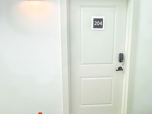 4th image of 75 N Main St #11644578