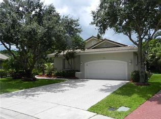 1112 Waterbrook Ln, Weston, FL 33326