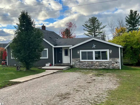 7160 Cherry Ave, Kewadin, MI 49648