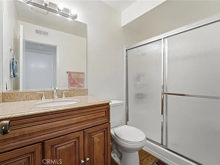 104 Oval Rd — Photo 14