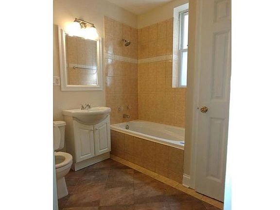 2nd image of 4712 W West End Ave #1