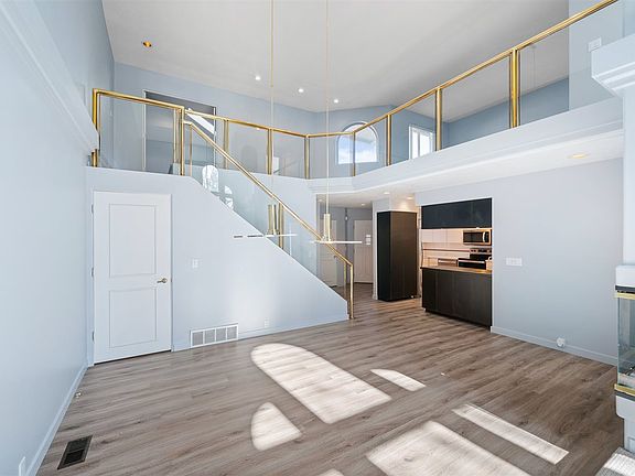 4th image of 3111 S Winthrop Ln #3111