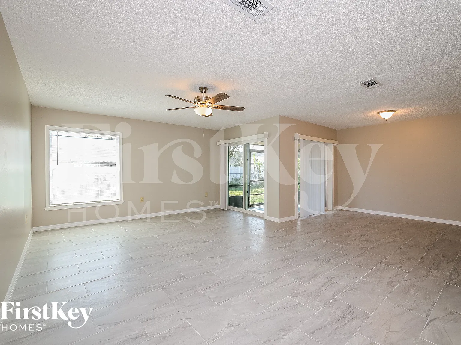 3 bed, 2.0 bath, 1512 sqft, $1,790 — Photo 4