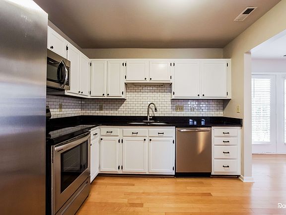 3rd image of 14234 Quartz Ln
