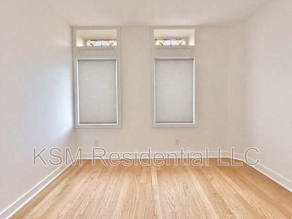 3rd image of 1903 Radcliff Ave #6