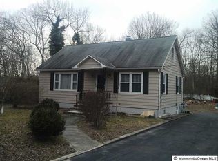 259 Stuart St, Howell, NJ 07731