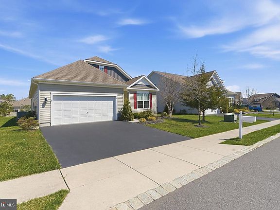 2nd image of 16 Raccoon Ln