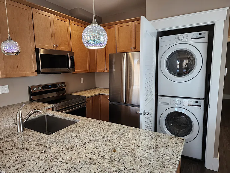 28 S Main St #303 — Photo 12