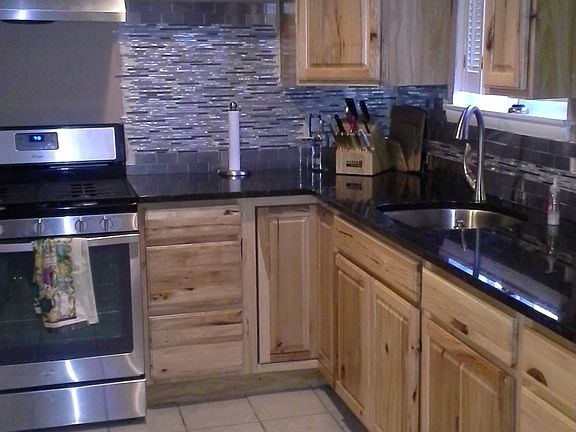 2nd image of 1415 Rainer Rd #B