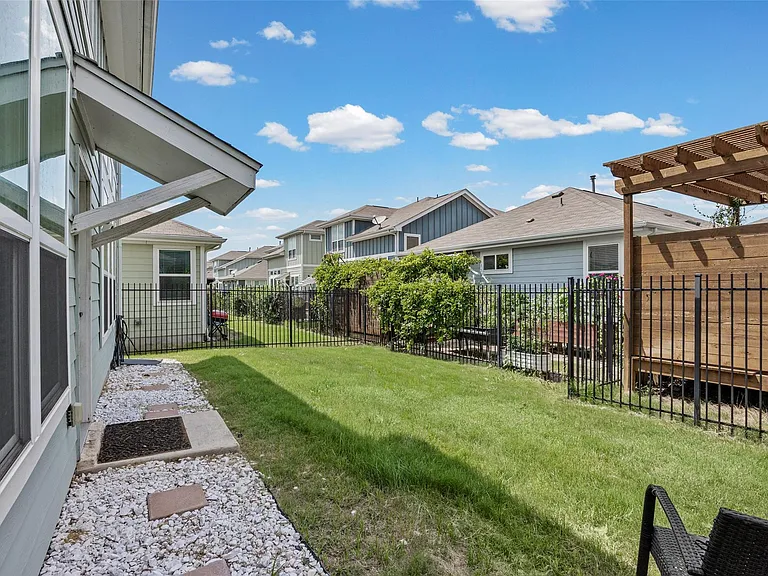 1408 Homespun Rd — Photo 20