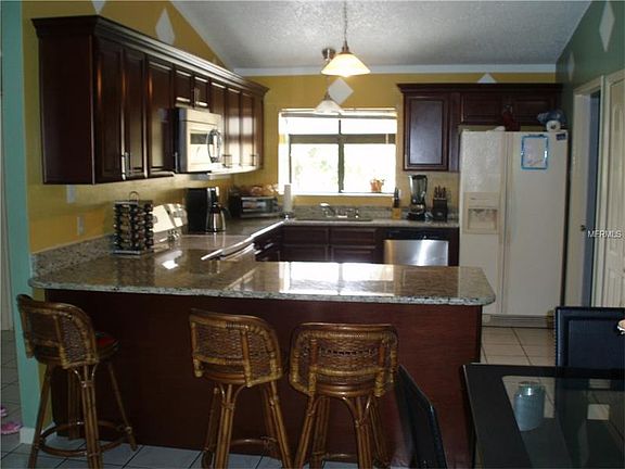 4th image of 2665 Borinquen Dr