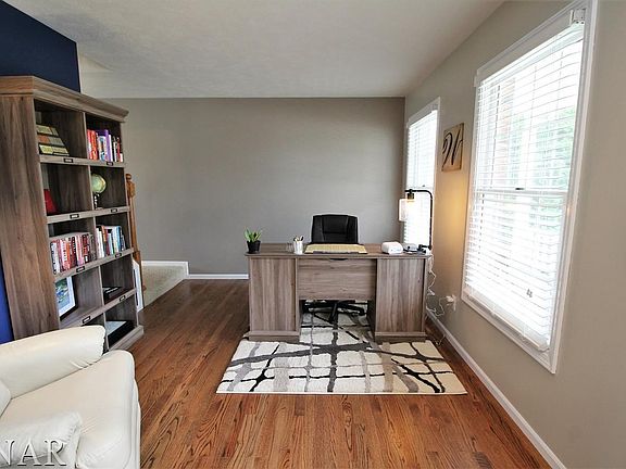 2nd image of 601 Shannon Dr