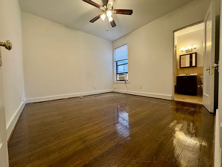 1350 W Winnemac Ave #1 — Photo 5