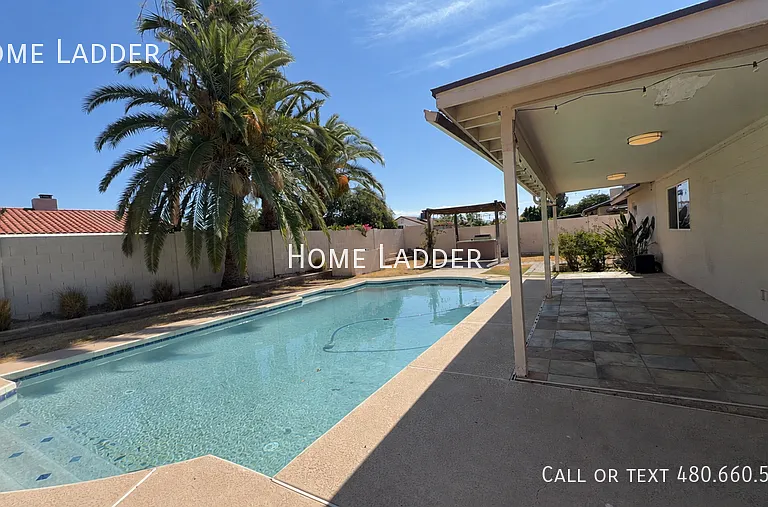 4362 E Ludlow Dr — Photo 24